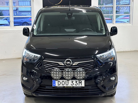 Opel Combo 4 of 28