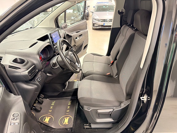 Opel Combo 18 of 28