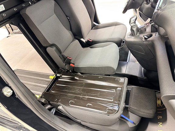 Opel Combo 22 of 28