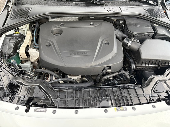 Volvo V60 4 of 4