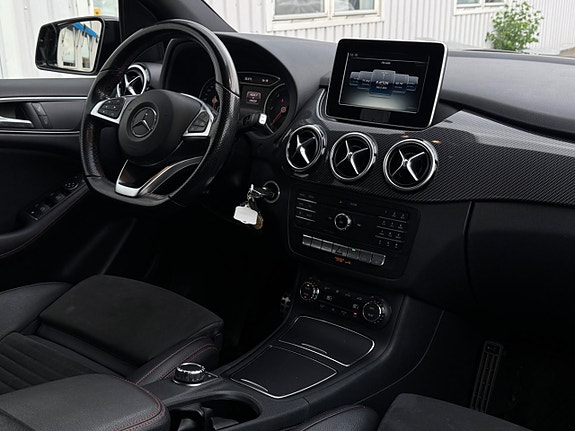 Mercedes-Benz B180 d 9 of 24
