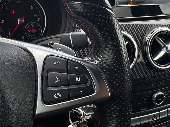 Mercedes-Benz B180 d 17 of 24