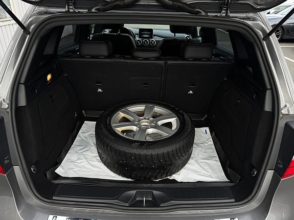 Mercedes-Benz B180 d 21 of 24