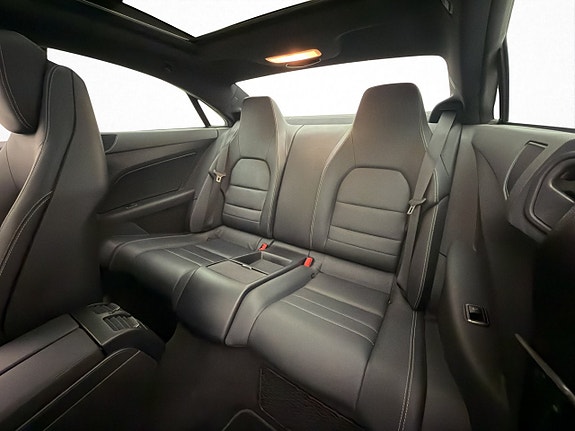 Mercedes-Benz E350 17 of 30