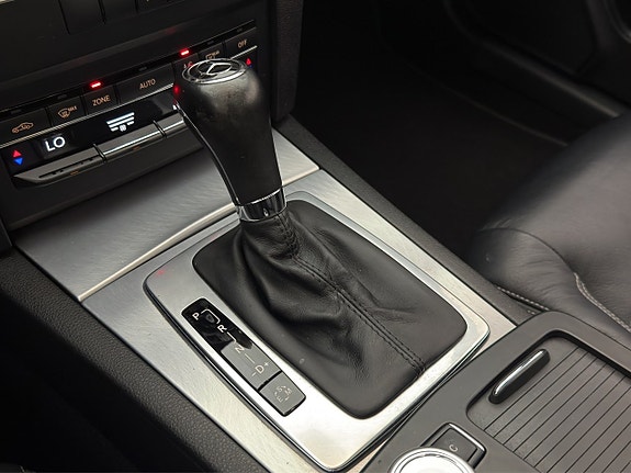 Mercedes-Benz E350 26 of 30