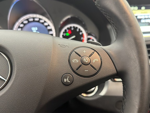 Mercedes-Benz E350 21 of 30