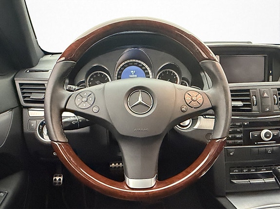 Mercedes-Benz E350 14 of 30