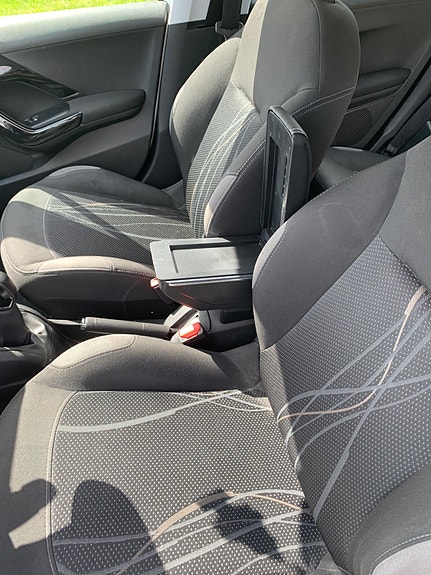 Peugeot 208 6 of 10