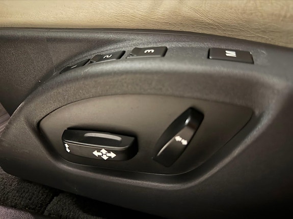 Volvo V70 23 of 27