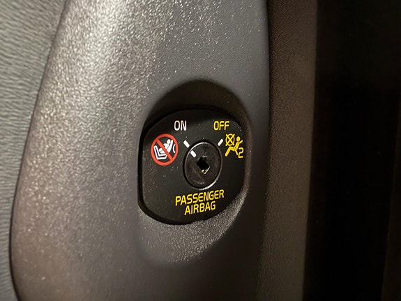 Volvo V70 22 of 27