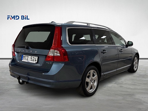 Volvo V70 5 of 27