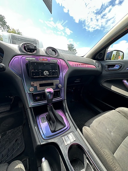 Ford Mondeo 3 of 8