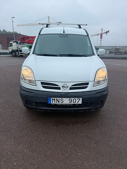 Nissan Kubistar 12 of 12