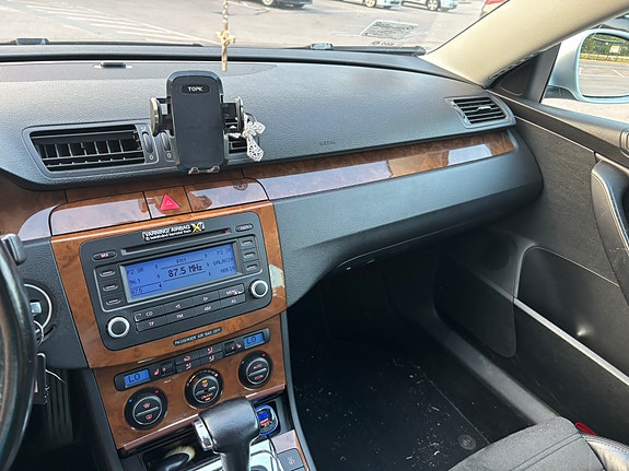 Volkswagen Passat 7 of 8