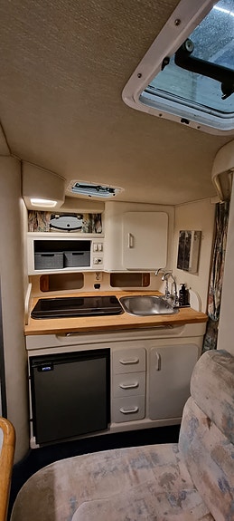 Sea Ray 290 Sundancer 12 of 15