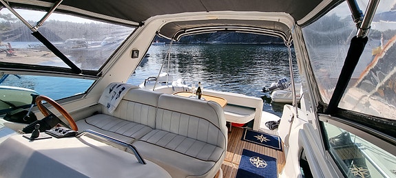 Sea Ray 290 Sundancer 7 of 15