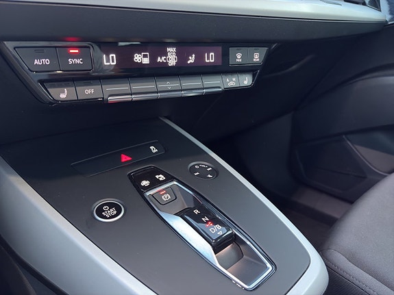 Audi Q4 e-tron 16 of 22