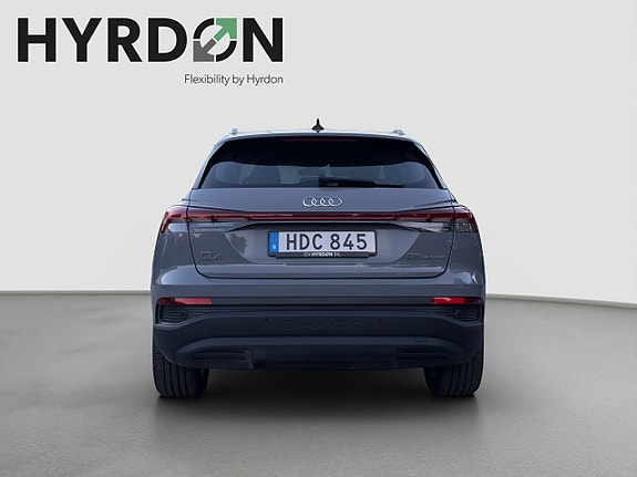 Audi Q4 e-tron 6 of 22