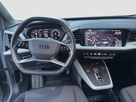 Audi Q4 e-tron 15 of 22