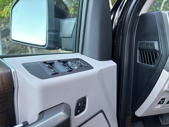 Ford F-150 22 of 30