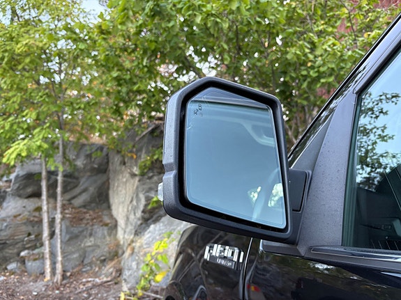 Ford F-150 9 of 30