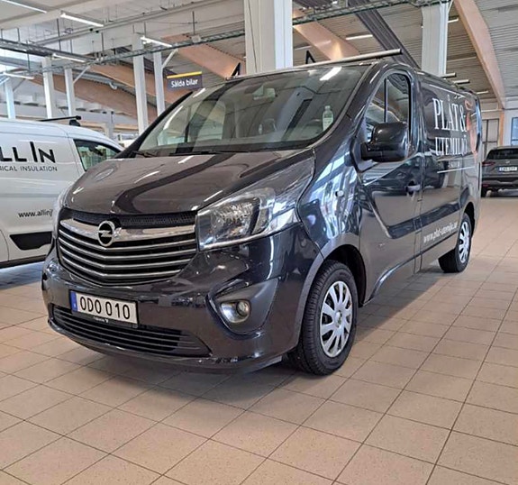Opel Vivaro 2 of 6