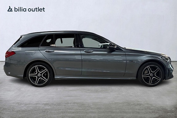 Mercedes-Benz C300 5 of 25