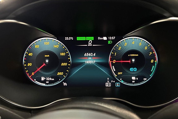 Mercedes-Benz C300 17 of 25