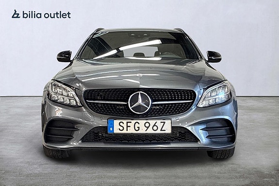 Mercedes-Benz C300 3 of 25