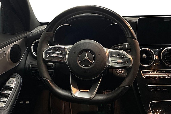 Mercedes-Benz C300 16 of 25
