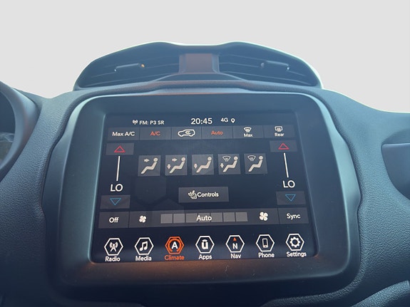Jeep Renegade 18 of 24