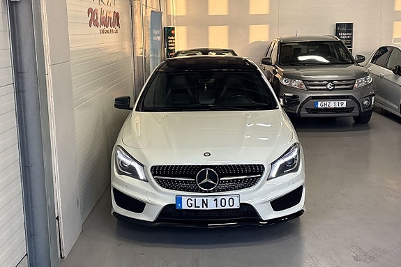 Mercedes-Benz CLA200 4 of 24