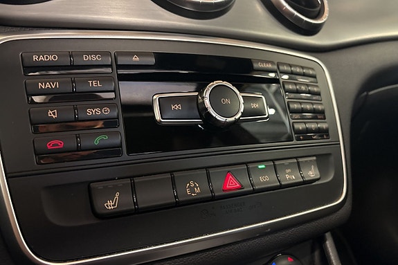 Mercedes-Benz CLA200 21 of 24