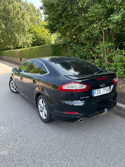 Ford Mondeo 3 of 14