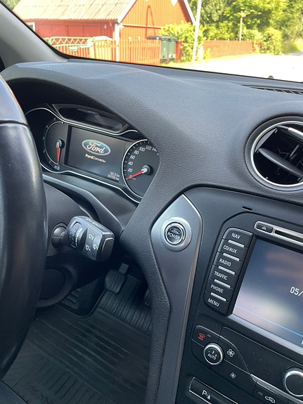 Ford Mondeo 9 of 14