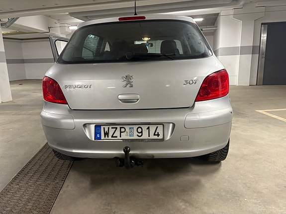 Peugeot 307 4 of 12
