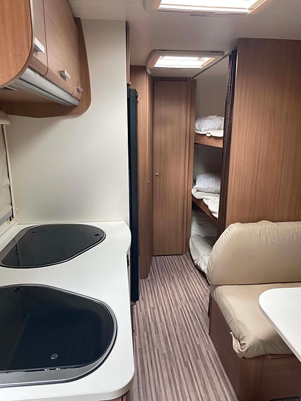 Adria Aviva 512pt barnkammarvagn 3 of 4