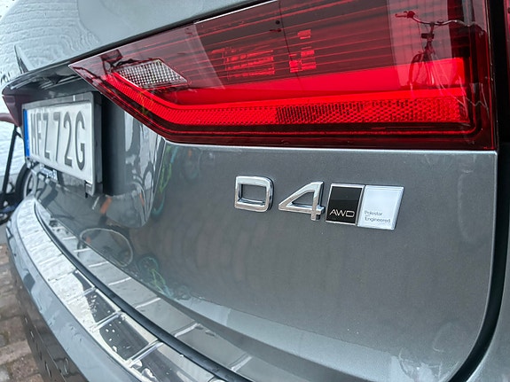 Volvo V90 Cross Country 7 of 17
