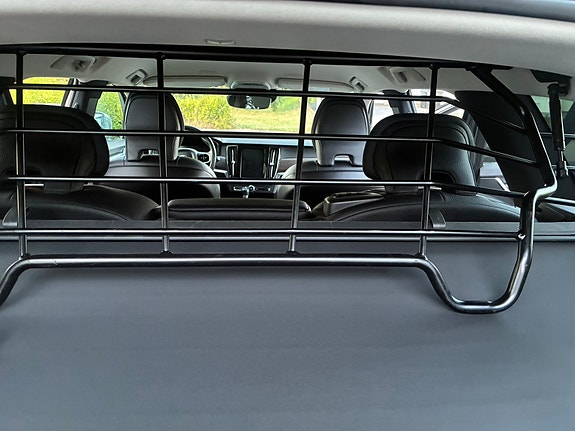 Volvo V90 Cross Country 13 of 17