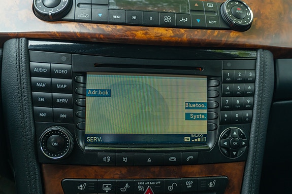 Mercedes-Benz CLS350 13 of 20