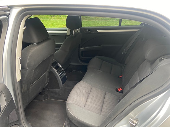 Skoda Superb 4 of 9