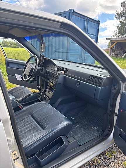 Volvo 940 5 of 6