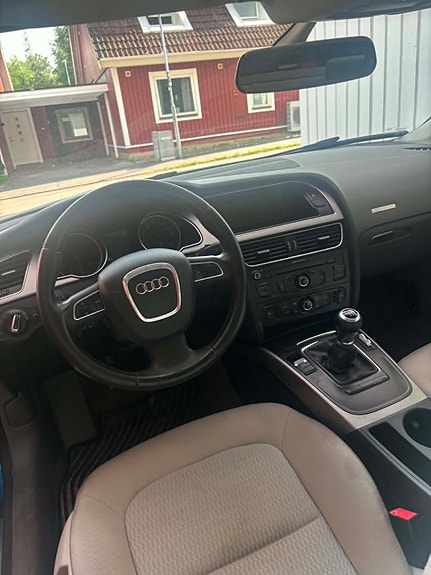 Audi A5 6 of 9