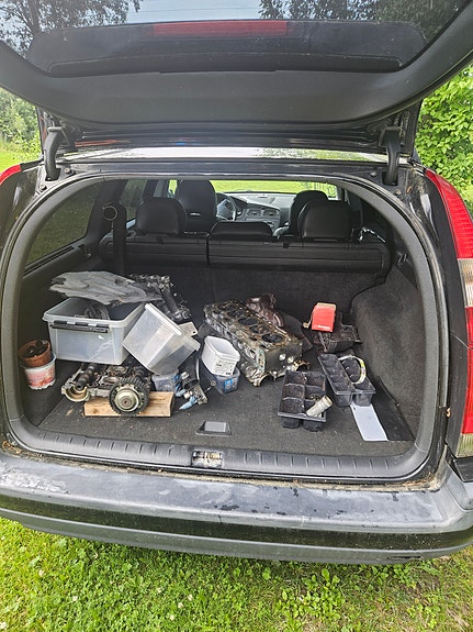 Volvo V70 6 of 15