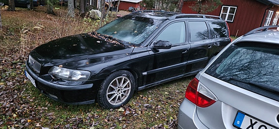 Volvo V70 3 of 15