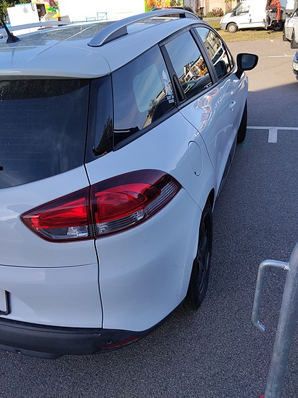 Renault Clio 14 of 23