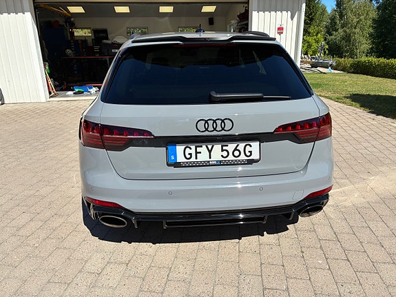Audi RS4 5 of 14
