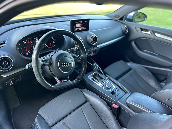 Audi A3 9 of 12
