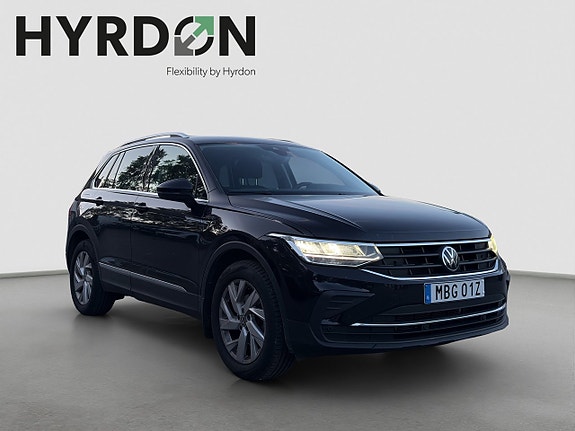 Volkswagen Tiguan 3 of 21