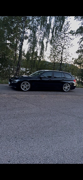BMW 320d 3 of 7